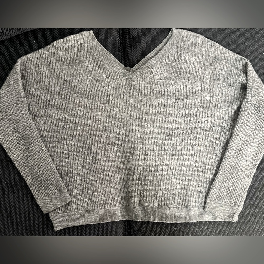 Vince Womens sweatshirt size medium
